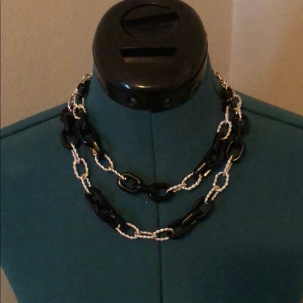 Light weight necklace